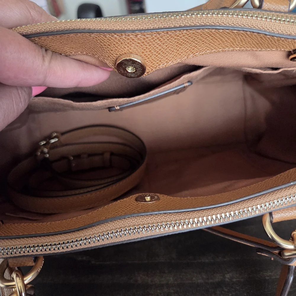 Coach Caramel Leather Savannah Carryall Bag - Picture 6 of 8